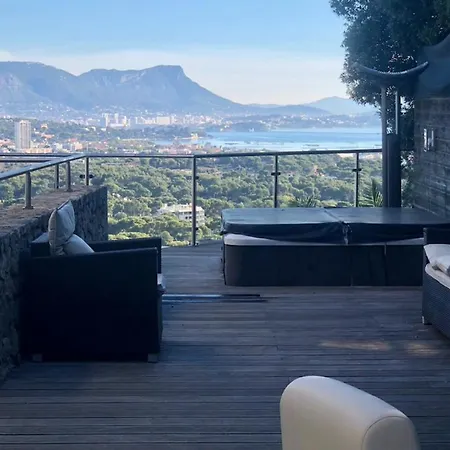 Stunning Sea View Family Villa By The Beach 펜션